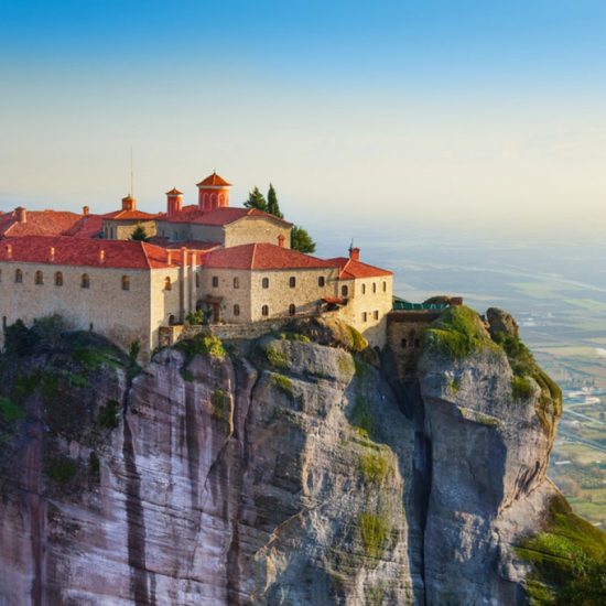 Kamena Vourla - oferta - seniori - meteora - alsys travel- 01