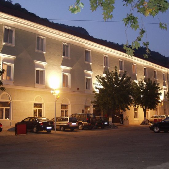 hotel ferdinand baile herculane alsys travel